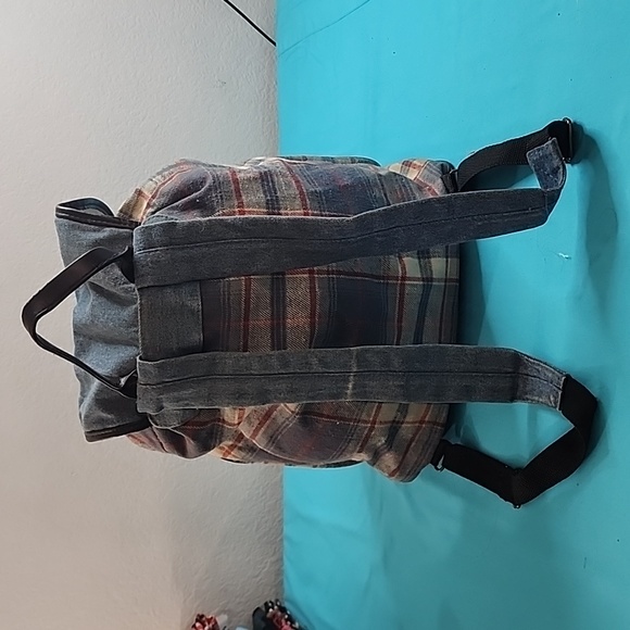 Club Montana Distressed Denim Large Drawstring Backpack - Picture 3 of 16